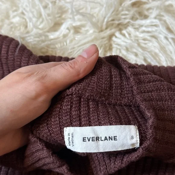 Everlane Women’s Ribbed Mock Neck Sweater Brown - Picture 4 of 6